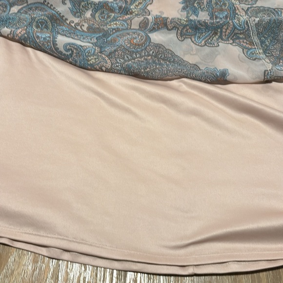 Express Paisley Maxi dress - Picture 7 of 7